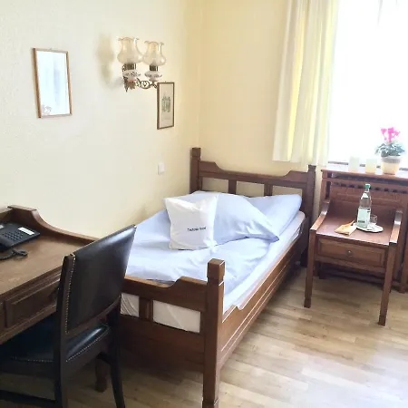 Hotel Teutonia 3*
